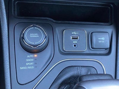 2022 Jeep Cherokee Latitude Lux