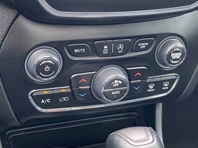 2022 Jeep Cherokee Latitude Lux