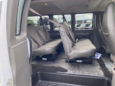 2025 Chevrolet Express Passenger 1LT