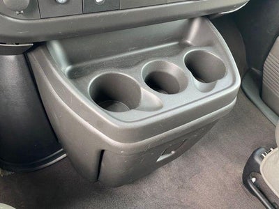 2025 Chevrolet Express Passenger 1LT