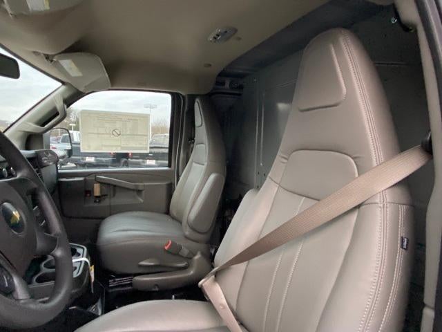 2025 Chevrolet Express Cargo 2500 Base