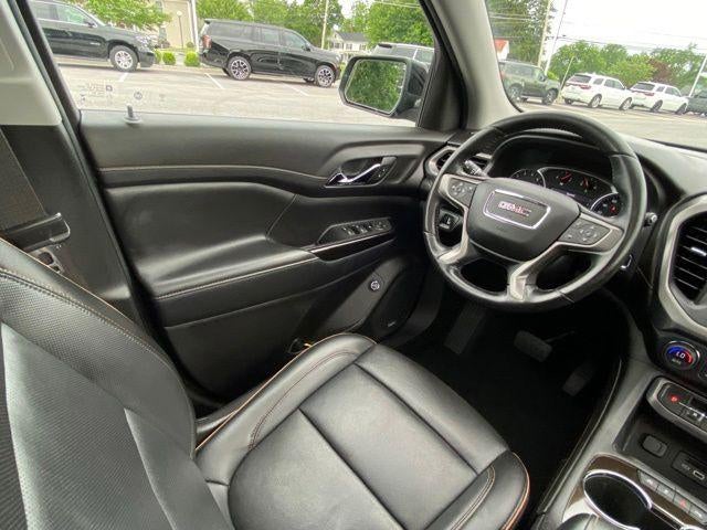 2021 GMC Acadia AT4