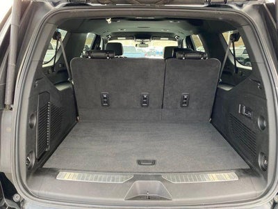 2022 Chevrolet Suburban RST