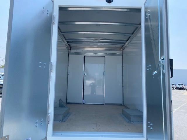 2025 Chevrolet Express Cutaway 3500 Base