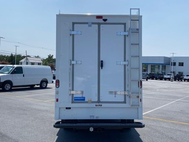 2025 Chevrolet Express Cutaway 3500 Base