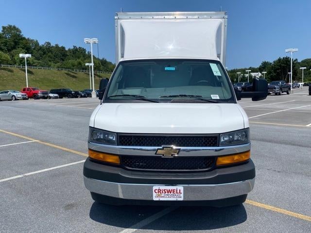 2025 Chevrolet Express Cutaway 3500 Base