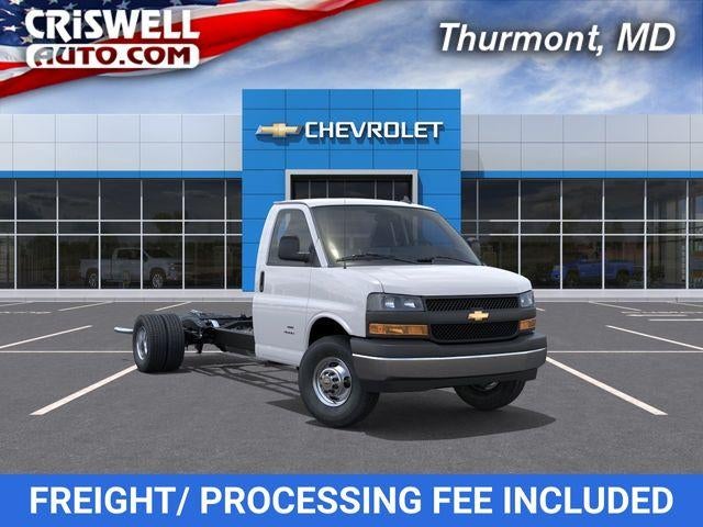 2026 Chevrolet Express Cutaway 3500 Base