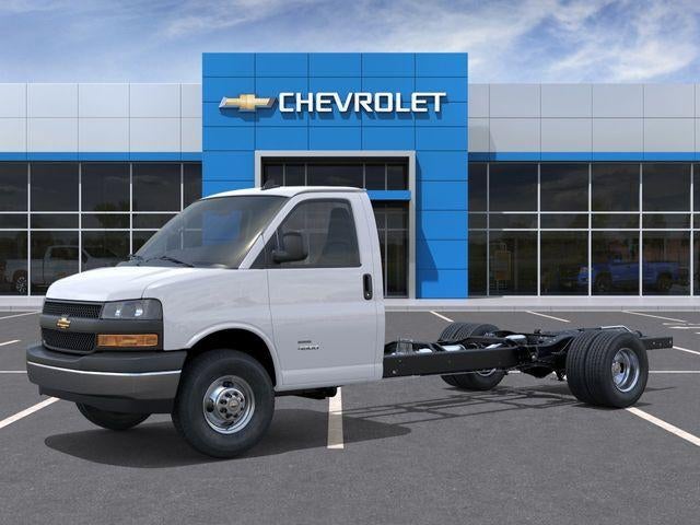 2026 Chevrolet Express Cutaway 3500 Base