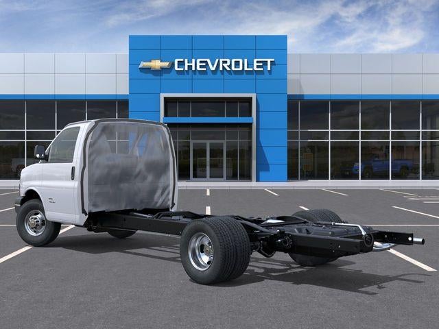 2026 Chevrolet Express Cutaway 3500 Base