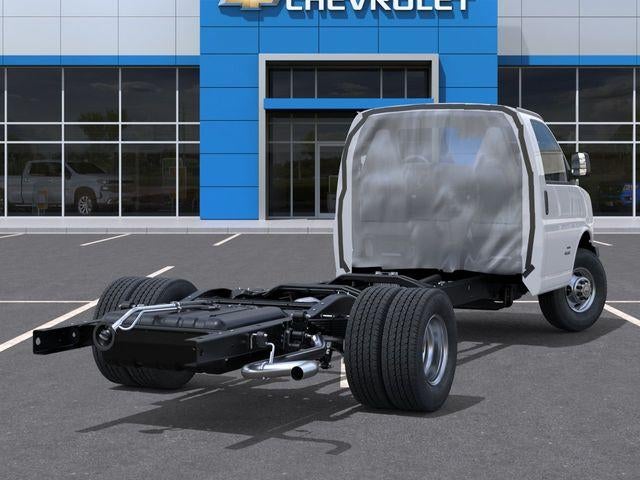 2026 Chevrolet Express Cutaway 3500 Base