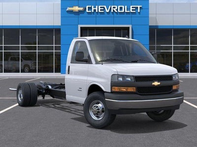 2026 Chevrolet Express Cutaway 3500 Base