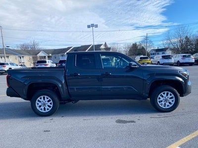 2025 Toyota Tacoma 4WD SR