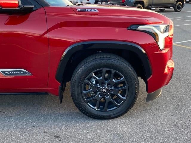 2025 Toyota Sequoia SR5