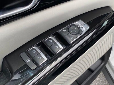 2023 Kia Carnival SX