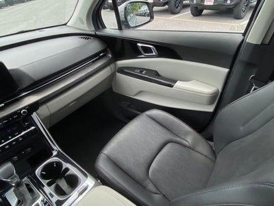 2023 Kia Carnival SX