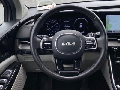 2023 Kia Carnival SX