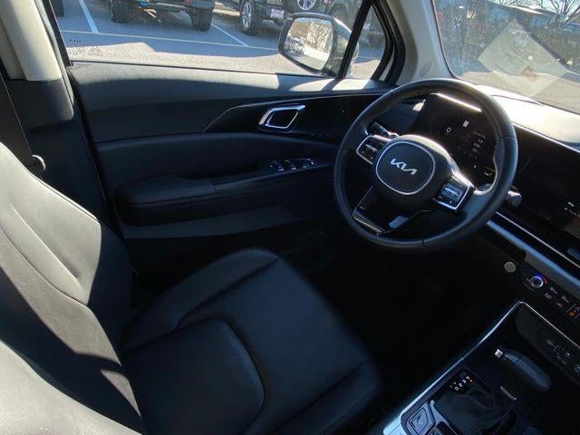 2025 Kia Carnival SX