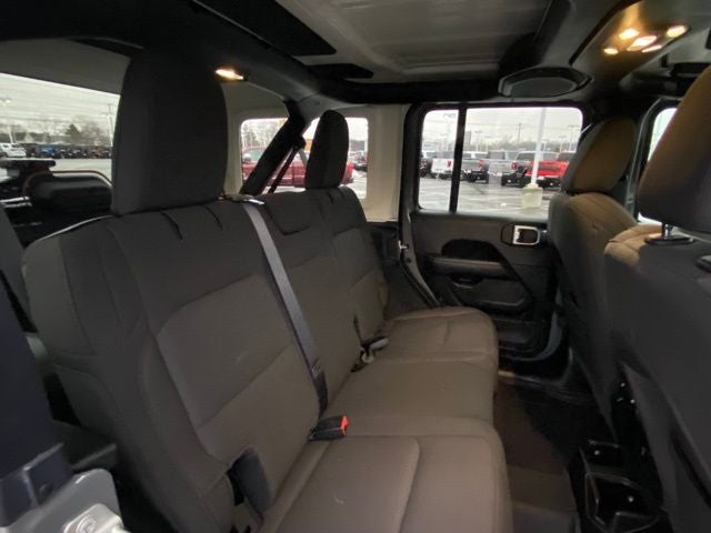 2023 Jeep Wrangler 4-Door Sahara 4x4