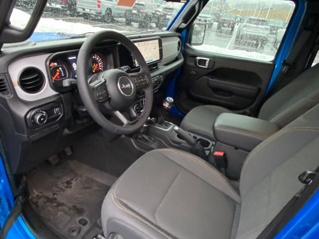 2025 Jeep Wrangler 4-Door Willys 4x4