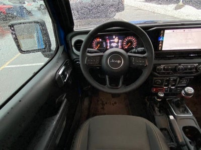 2025 Jeep Wrangler 4-Door Willys 4x4