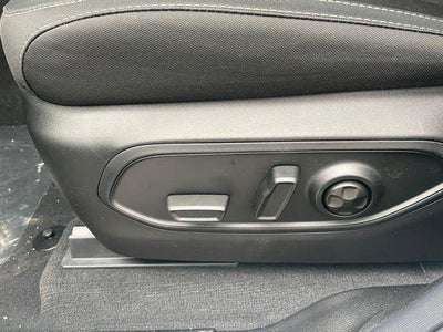2025 Jeep Grand Cherokee L Laredo X 4x4