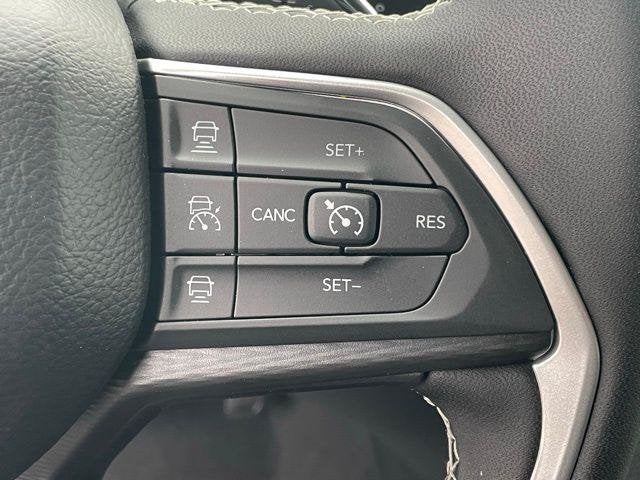 2025 Jeep Grand Cherokee L Laredo X 4x4