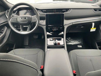 2025 Jeep Grand Cherokee L Laredo X 4x4
