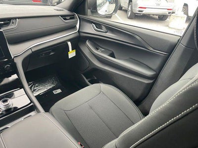 2025 Jeep Grand Cherokee L Laredo X 4x4