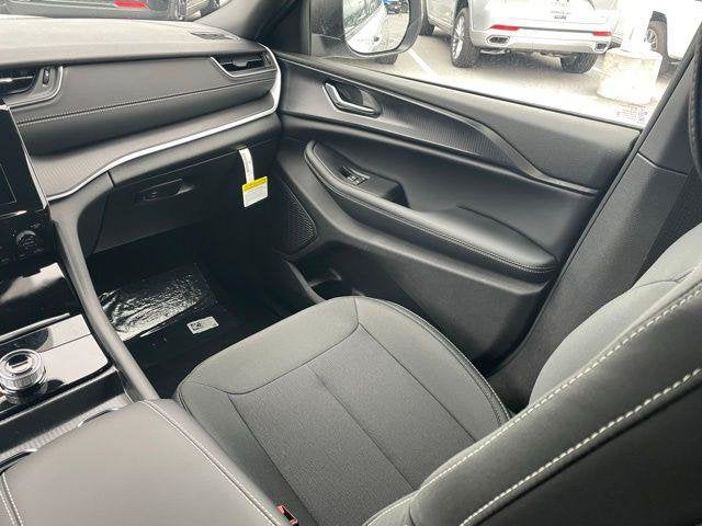 2025 Jeep Grand Cherokee L Laredo X 4x4