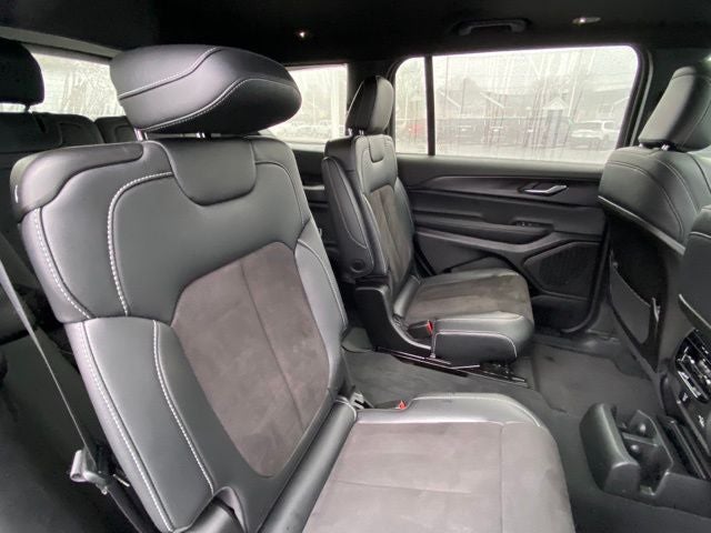 2024 Jeep Grand Cherokee L Altitude X 4x4