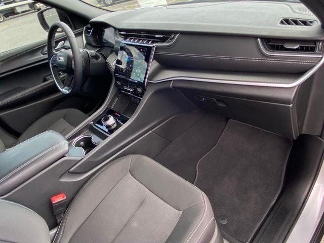 2025 Jeep Grand Cherokee L Laredo X 4x4