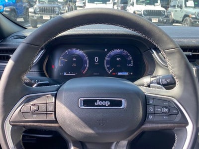 2025 Jeep Grand Cherokee L Limited 4x4