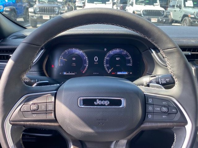 2025 Jeep Grand Cherokee L Limited 4x4