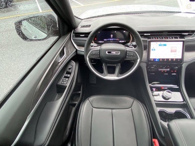 2025 Jeep Grand Cherokee L Limited 4x4