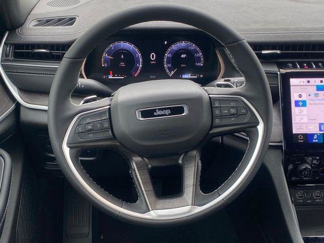 2025 Jeep Grand Cherokee L Limited 4x4