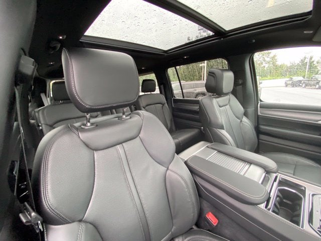 2026 Jeep Grand Wagoneer Upland 4x4