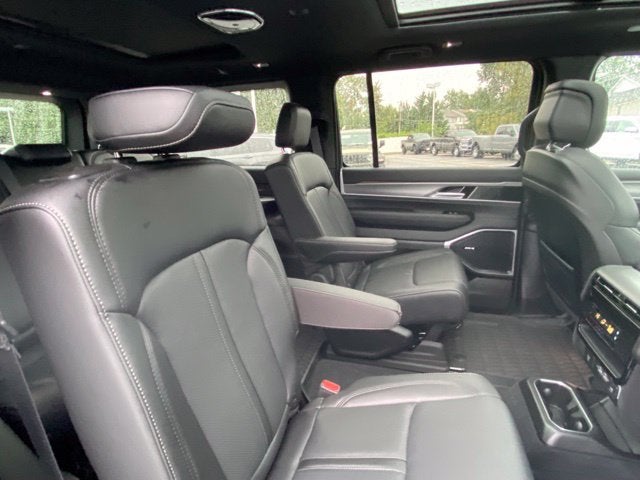 2026 Jeep Grand Wagoneer Upland 4x4