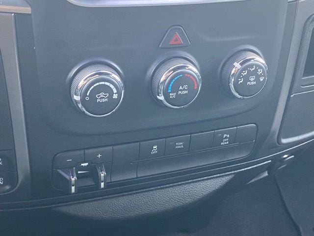 2021 RAM 1500 Classic Warlock Crew Cab 4x4 5'7' Box