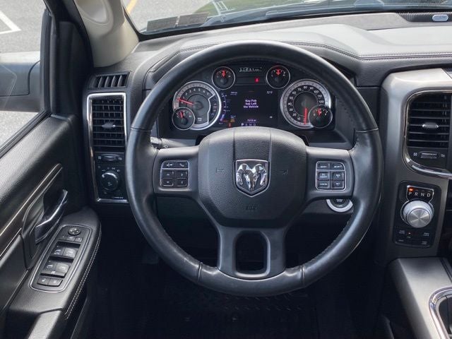 2017 RAM 1500 Night Crew Cab 4x4 6'4' Box