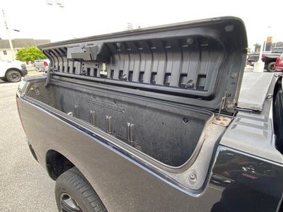 2017 RAM 1500 Night Crew Cab 4x4 6'4' Box