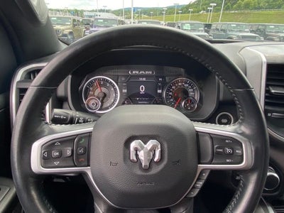2022 RAM 1500 Big Horn Crew Cab 4x4 5'7' Box