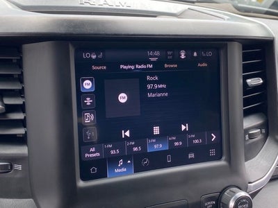 2022 RAM 1500 Big Horn Crew Cab 4x4 5'7' Box