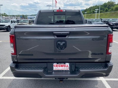 2022 RAM 1500 Big Horn Crew Cab 4x4 5'7' Box