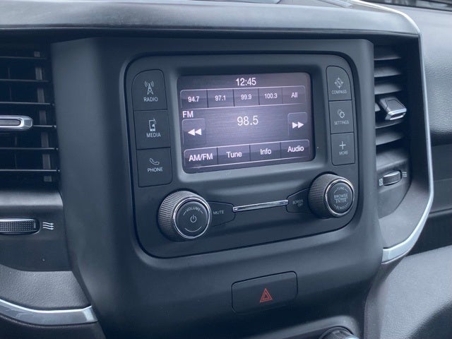 2021 RAM 1500 Big Horn Crew Cab 4x4 5'7' Box