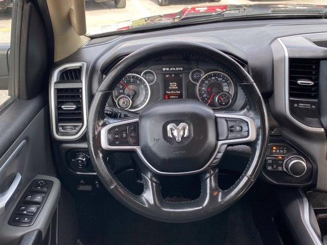 2020 RAM 1500 Big Horn Quad Cab 4x4 6'4' Box