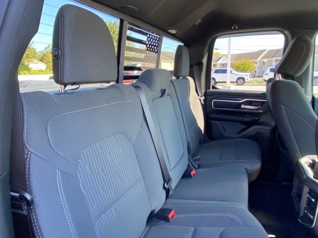 2021 RAM 1500 Big Horn Quad Cab 4x4 6'4' Box