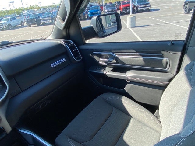 2021 RAM 1500 Big Horn Quad Cab 4x4 6'4' Box