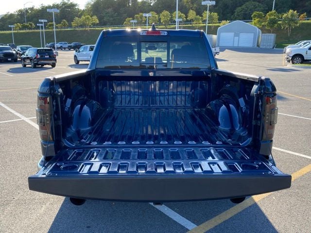 2021 RAM 1500 Big Horn Crew Cab 4x4 5'7' Box