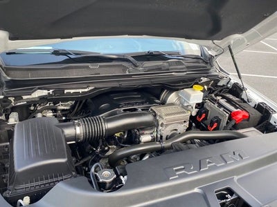 2022 RAM 1500 Big Horn Crew Cab 4x4 5'7' Box