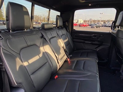 2022 RAM 1500 Limited Crew Cab 4x4 5'7' Box